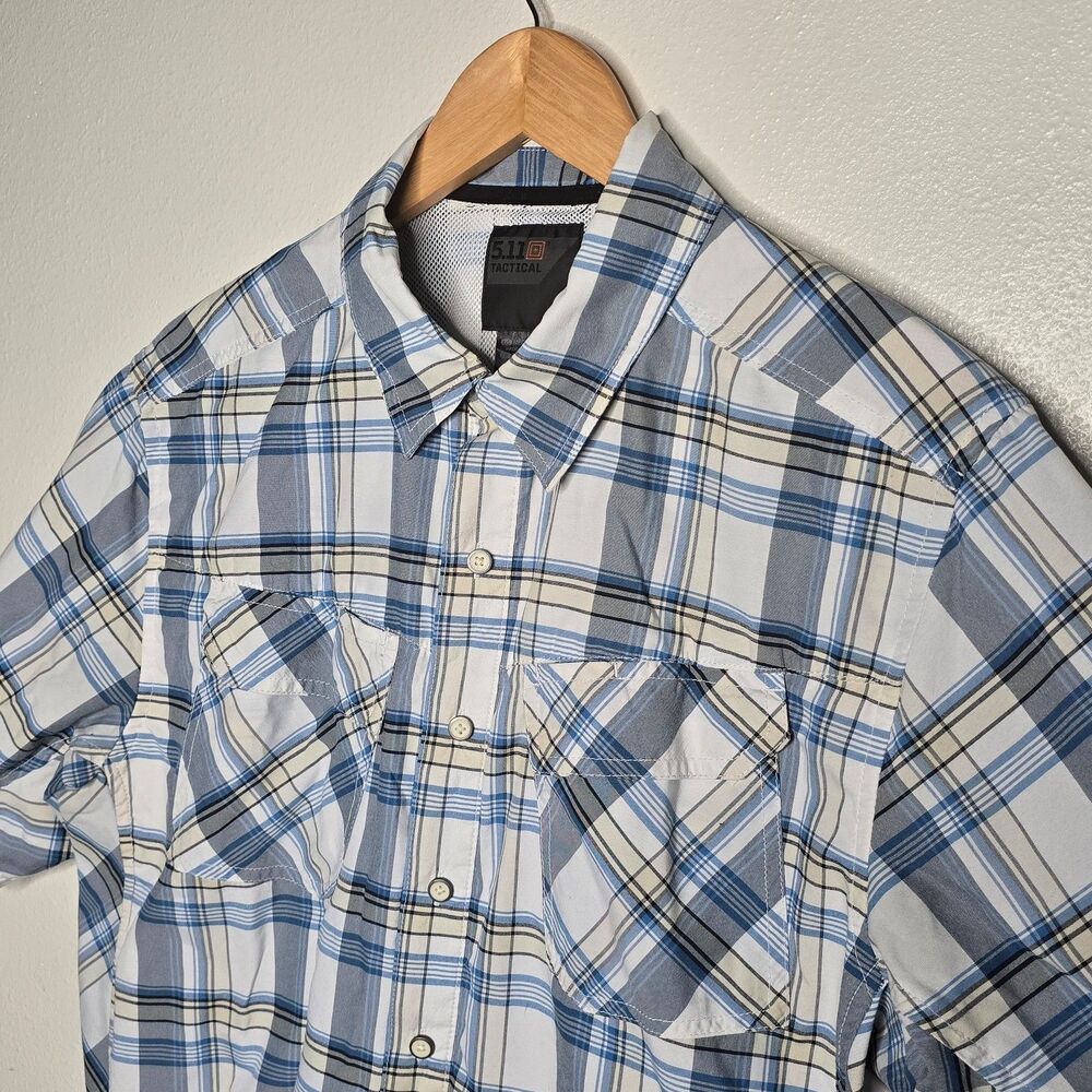 5.11 Tactical Men's Medium Blue Plaid Snap Up Short Sleeve Shirt